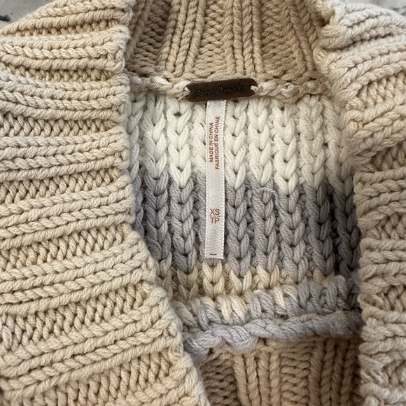 NWT Free people Devon sweater sz XS - Picture 2 of 4